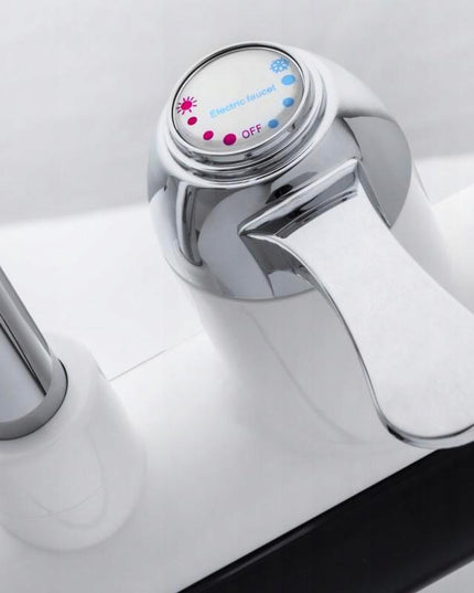 Elektrinis vandens šildytuvas, maišytuvas su LCD ekranu