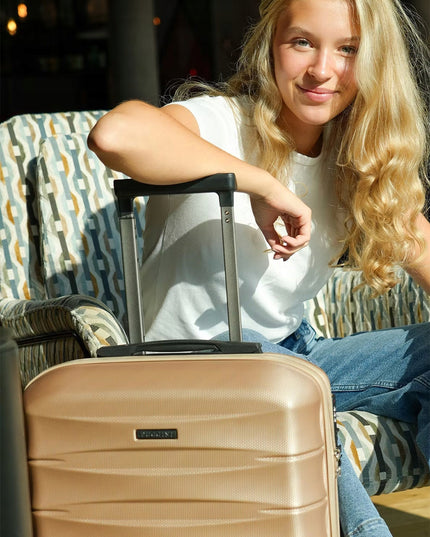 Kabininis lagaminas Puccini Cairo 31 l - auksinis