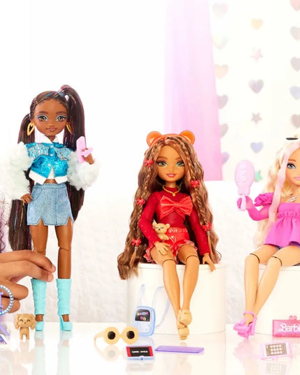 Barbie Dream Besties mados lėlė Teresa + aksesuarai, kuprinė, talismanas