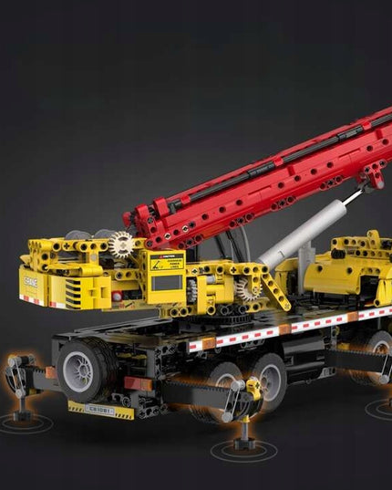 CaDA Blokelių Rinkinys, Didelis Motorizuotas Sunkvežimis su Kranu, 1831 Detalė