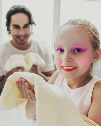 VAIKIŠKAS MAKĖŽO RINKINYS IR PAPUOŠALAI DĖKLE VIENARAGIS