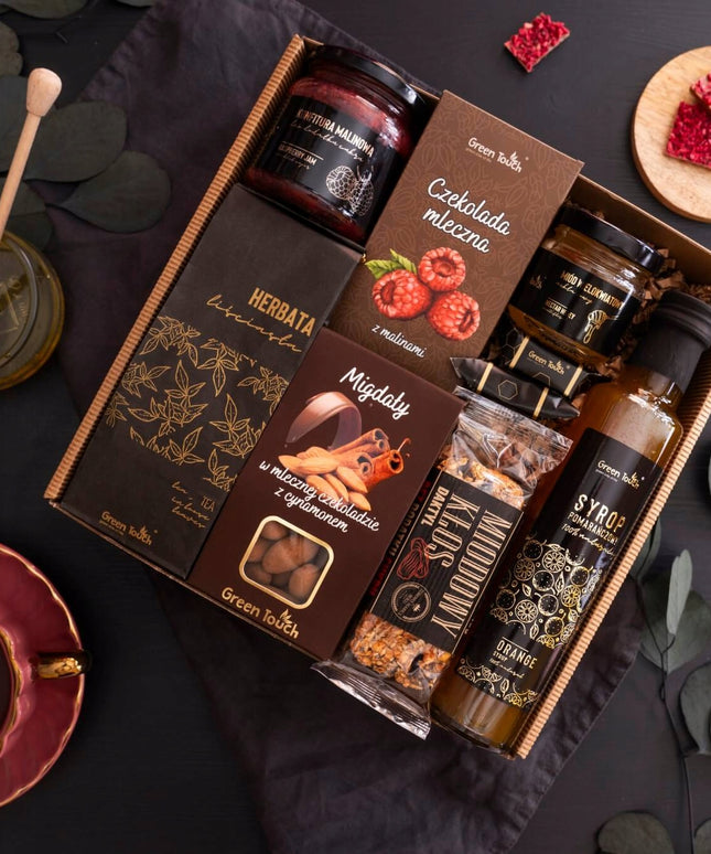 Dovanų rinkinys saldainiai arbata migdolai sirupas medus uogienė dėžutė