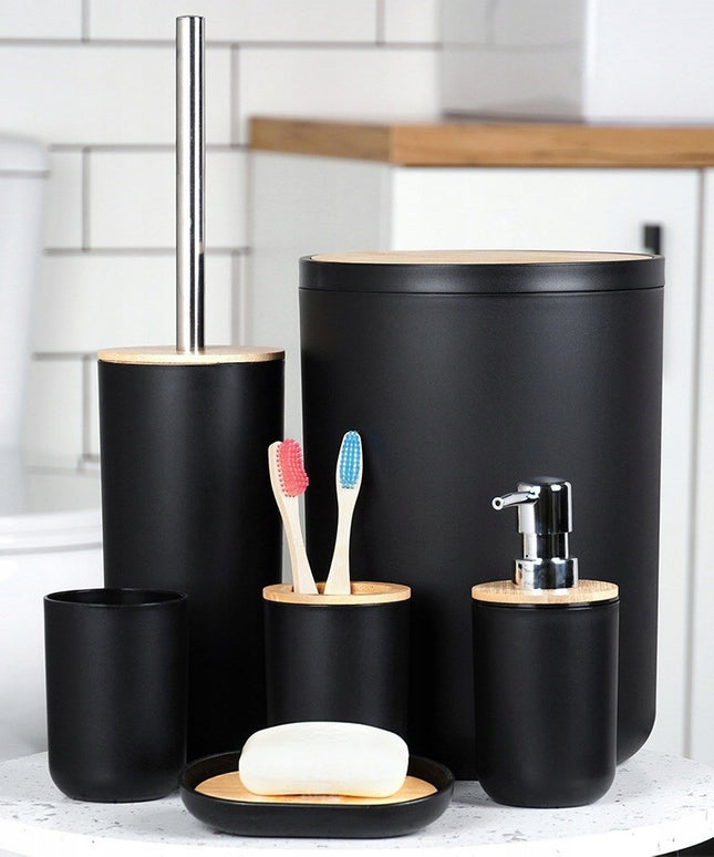 Vonios reikmenų rinkinys: puodelis, WC šepetys, šiukšliadėžė, muilo dozatorius, padėklas