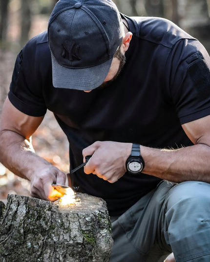 Išgyvenimo rinkinys Survivalowy 11-in-1 – būtiniausių išgyvenimo priemonių rinkinys