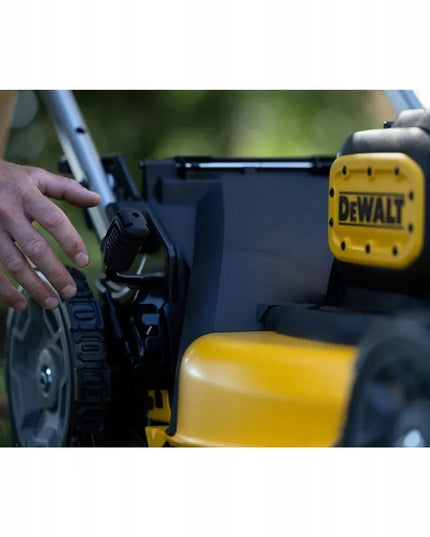 Akumuliatorinė vejapjovė 53cm 2x18V 0Ah – DEWALT DCMWSP156