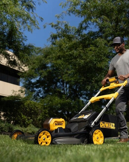 Akumuliatorinė vejapjovė DeWALT DCMWP500N 53cm 54V Flexvolt (body)