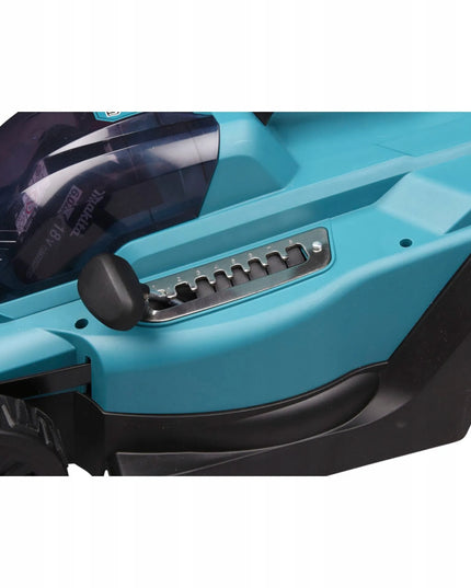Akumuliatorinė vejapjovė Makita DLM330RM