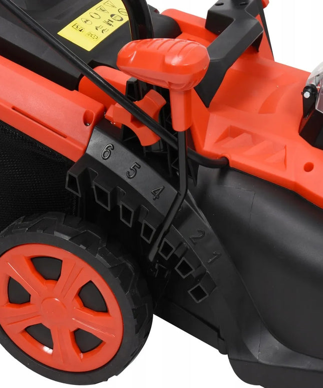 Akumuliatorinė vejapjovė Yato 36V 34 cm su 35 l krepšiu 2x 2 Ah akumuliatoriumi