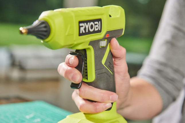 Akumuliatorinis karštų klijų pistoletas RYOBI RGLU18-0, 11mm