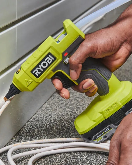 Akumuliatorinis karštų klijų pistoletas RYOBI RGLU18-0, 11mm
