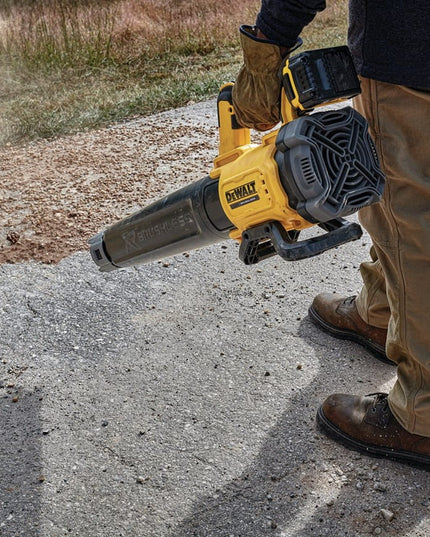 Akumuliatorinis lapų pūstuvas DeWalt DCMBL562N bešepetėlis 18V