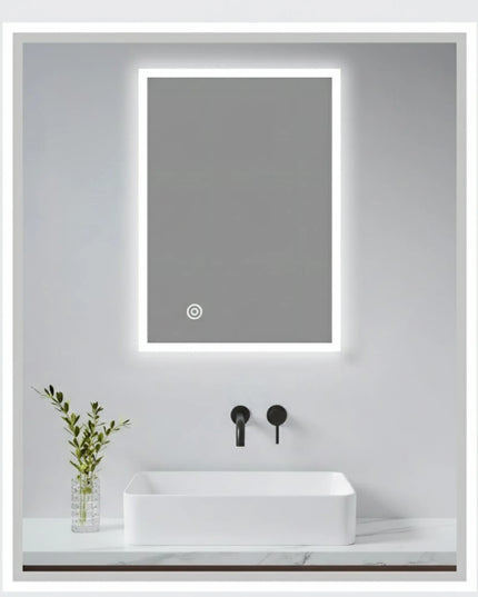 AQUAUNO voninis LED veidrodis 60 x 80 cm su apšvietimu, jutikliniu valdymu ir rasojimo funkcija