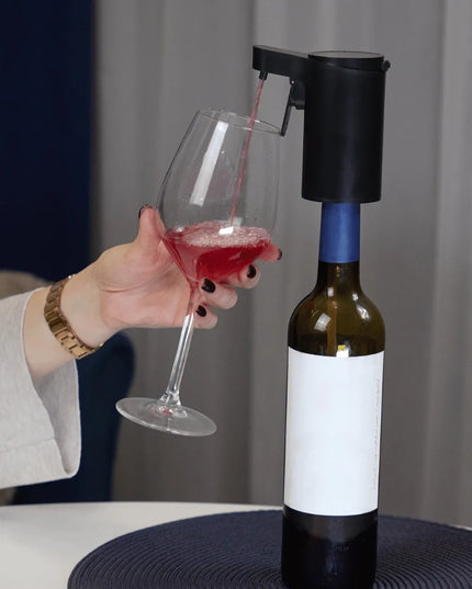 Automatinis gėrimų dozatorius Alkodo – vynui, viskiui, degtinei ir vandeniui