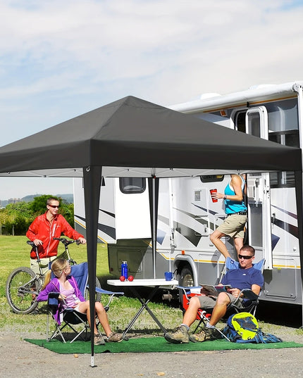 Balta prekybinė paviljono palapinė 3x3 m su sienelėmis – greitai pastatoma ir universali pavėsinė šventėms, renginiams ar prekybai