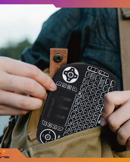 Belaidė mini klaviatūra su apšvietimu ir „touchpad“ planšetėms bei telefonams