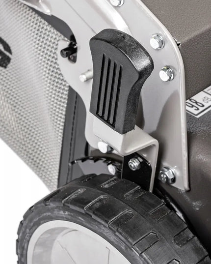 Benzininė žoliapjovė WEIBANG WB537SC V su kardaniniu velenu, peiliais su mentėmis, 3 pavaromis