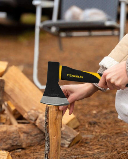 Universalus kirvis 800g, patogus, STIPRUS, iš anglinio plieno, 38cm, skirtas skaldyti