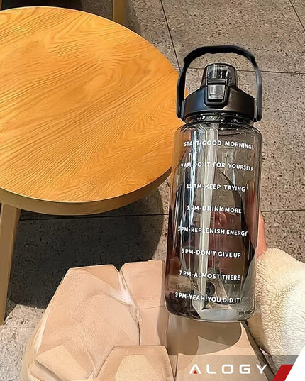 Motyvuojantis 2L geriamojo vandens butelis su šiaudeliu ir priminimu