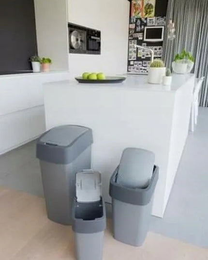 Curver atverčiama šiukšliadėžė Flip Bin 10l, juoda su pilku dangčiu 229418