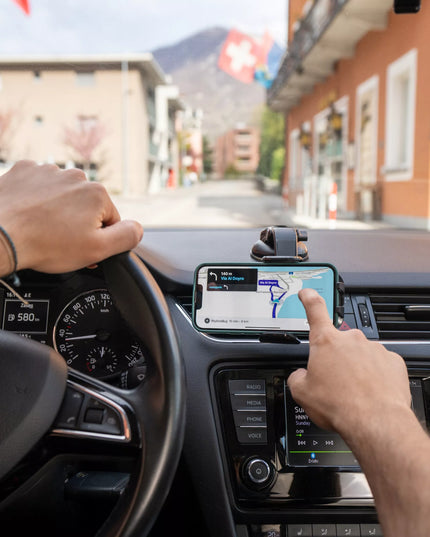 AUTOMOBILINIS TELEFONO LAIKIKLIS ANT PRIETAISŲ SKYDELIO STIPRUS