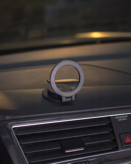 AUTOMOBILINIS TELEFONO LAIKIKLIS ANT PRIETAISŲ SKYDELIO SU MAGSAFE FUNKCIJA