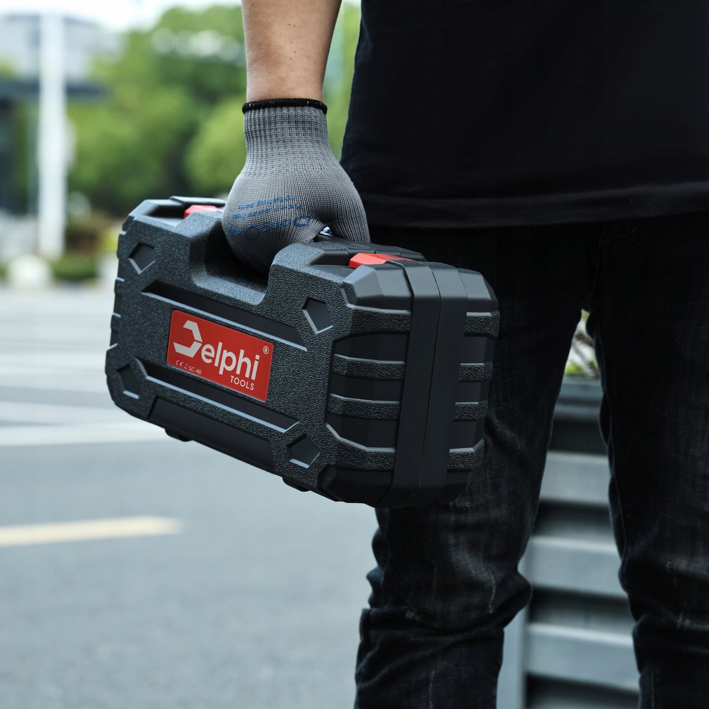 Delphi Tools bešepetis akumuliatorinis grandininis pjūklas 6" su 2x21V baterijomis, lagaminu ir priedais