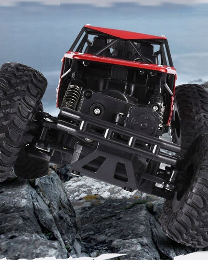 Didelis nuotoliniu būdu valdomas visureigis RC Metal 4x4, 1:16 mastelis