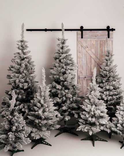 Dirbtinė Kalėdinė eglė 220 cm su sniegu, realistiška pušis, Lenkijos gamybos su stovu