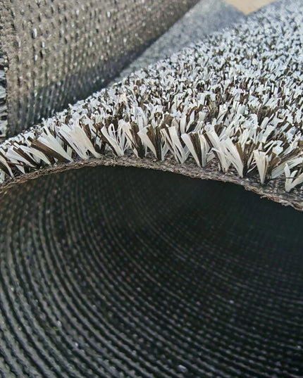 Dirbtinė žolė CANYO BLACK/GRAY terasa, aikštelė, balkonas, sodas, baseinas, plotis 4m
