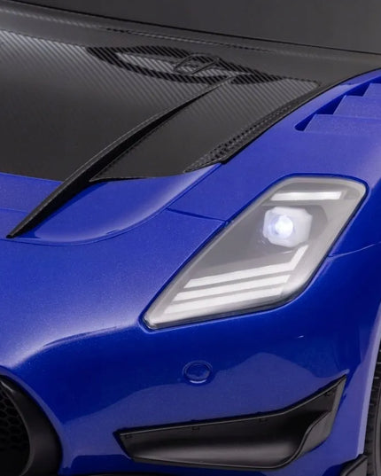 Elektrinis automobilis Maserati MC20 GT2 mėlynas