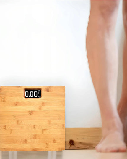 Elektroninės vonios svarstyklės, bambukinės, su LCD ekranu, neslystančios, 180 kg, RETOO E730