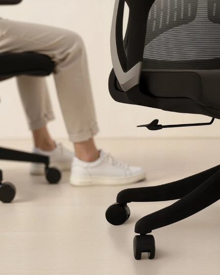 Ergonominė biuro kėdė Boste V1 - patogi, reguliuojama ir sukamoji