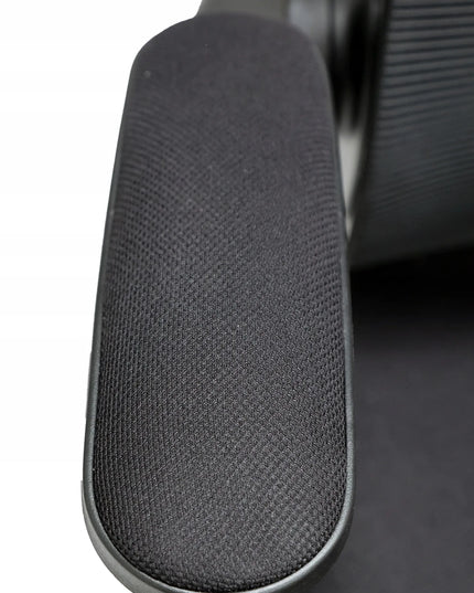 Ergonominė biuro kėdė GIOSEDIO FHX004 su reguliuojamais porankiais, atitinkanti DSAT standartus