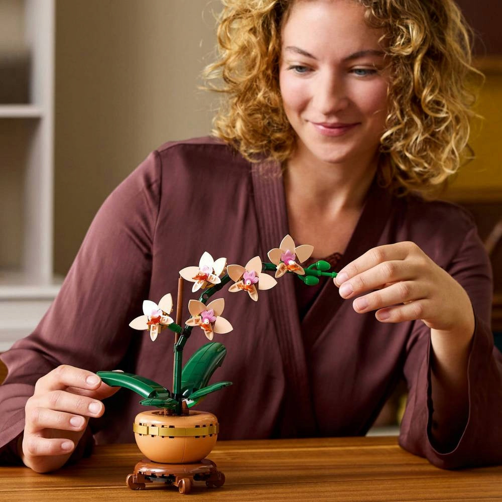 LEGO 10343 ICONS Botanikos Mažoji orchidėja