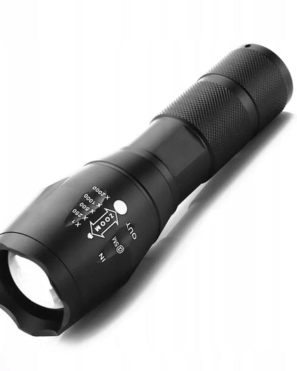 Galinga taktinė LED žibintuvėlis XML-T6 CREE su priartinimo funkcija