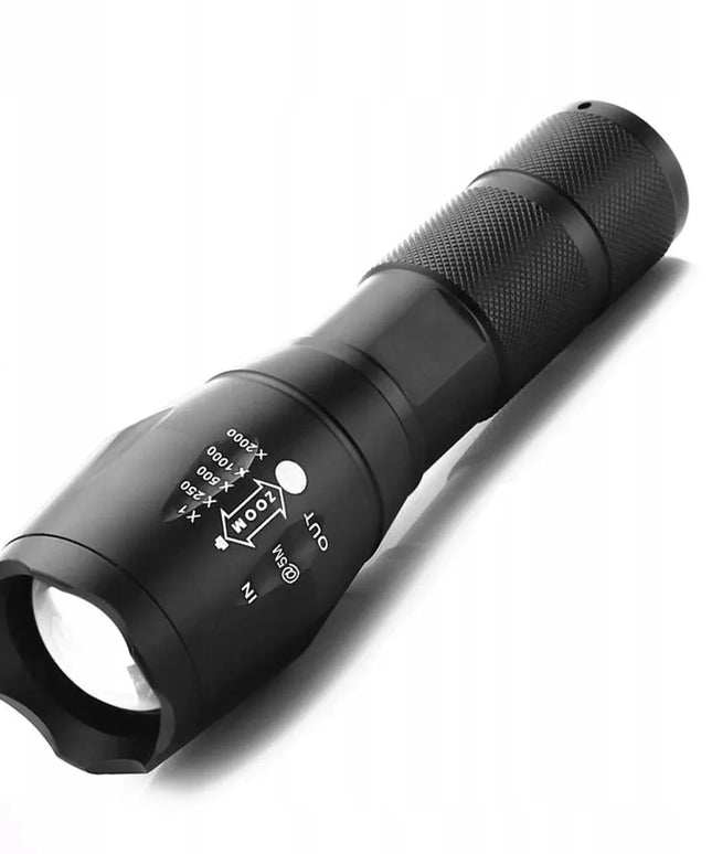 Galinga taktinė LED žibintuvėlis XML-T6 CREE su priartinimo funkcija