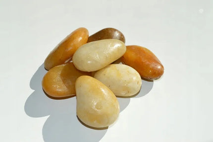 Geltonas poliruotas dekoratyvinis akmuo GOLD medaus spalvos 1kg 5-8cm