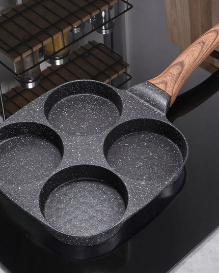 Granitinė keptuvė kiaušiniams ir blynams Vilde Black&Wood