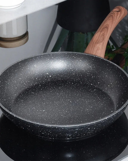 GRANITINĖ keptuvė VILDE 24 cm kepimui ir troškinimui, skirta dujinėms ir indukcinėms viryklėms