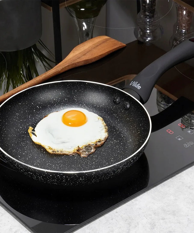 GRANITINĖ marmurinė tradicinė keptuvė dujinėms ir indukcinėms viryklėms 20 cm