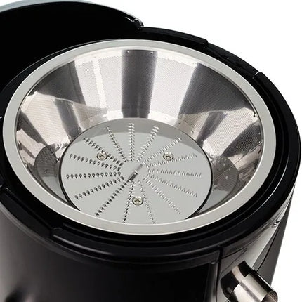 Greitaeigė sulčiaspaudė Adler 1000 W