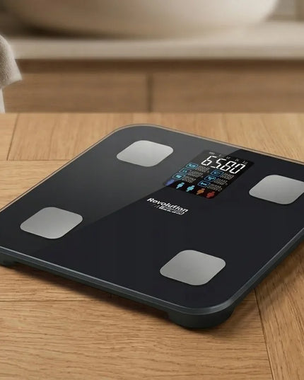 Išmaniosios analizės vonios svarstyklės Revolution POWER su Bluetooth ir BMI