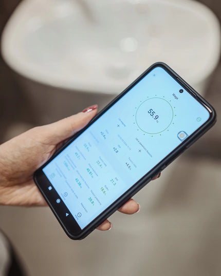 Išmaniosios vonios svarstyklės Physiq, analitinės, 13 parametrų, sujungimas su Apple Health, Google Fit, Fitbit