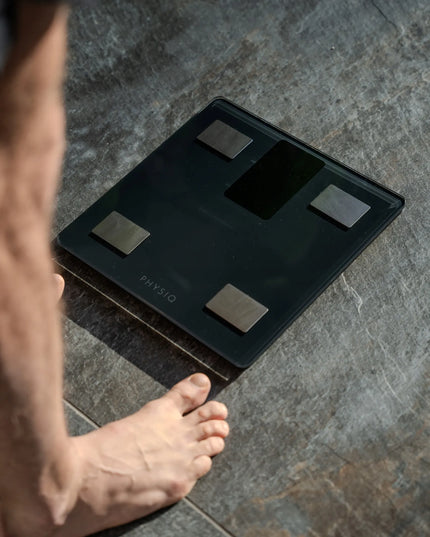 Išmaniosios vonios svarstyklės Physiq, analitinės, 13 parametrų, sujungimas su Apple Health, Google Fit, Fitbit