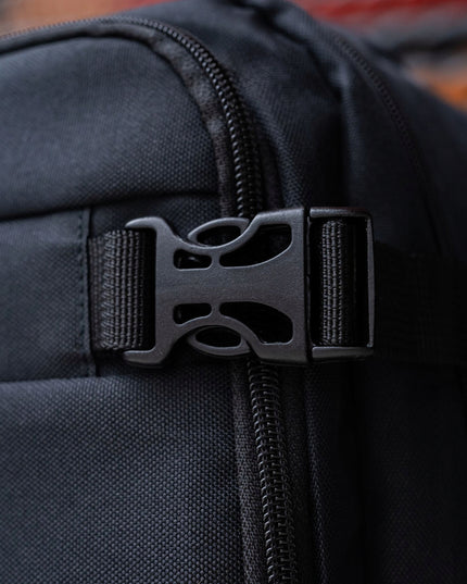 Kelioninė kuprinė 40x20x25 lėktuvui RYANAIR lengvas rankinis bagažas ZAGATTO - Juoda