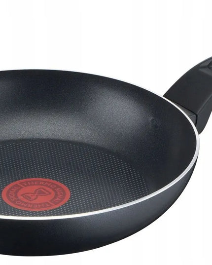 Keptuvė Tefal 28 cm titano danga, skirta dujinėms viryklėms su Thermo-Spot