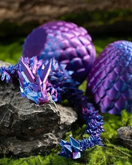 Kristalinis 3D spausdintas drakonas su kiaušiniu, lankstus, mėlynos-violetinės spalvos