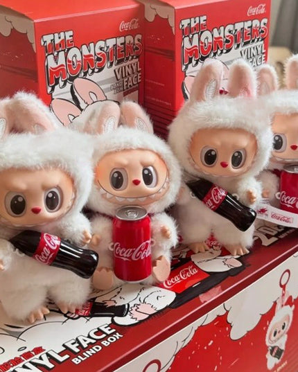 Labubu Plush Toy raktų pakabukas The Monsters x Cola – kolekcinė limituota edicija 16 cm