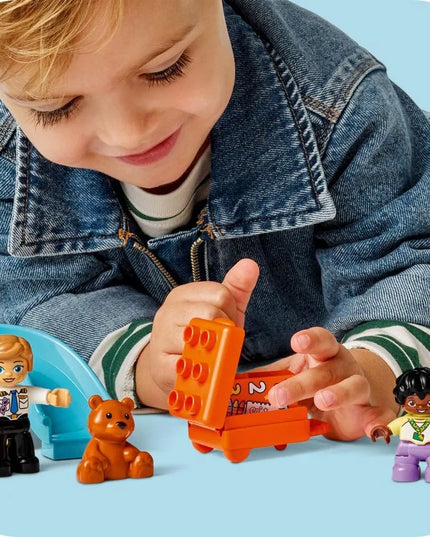 LEGO 10443 DUPLO Pirmas kartas oro uoste