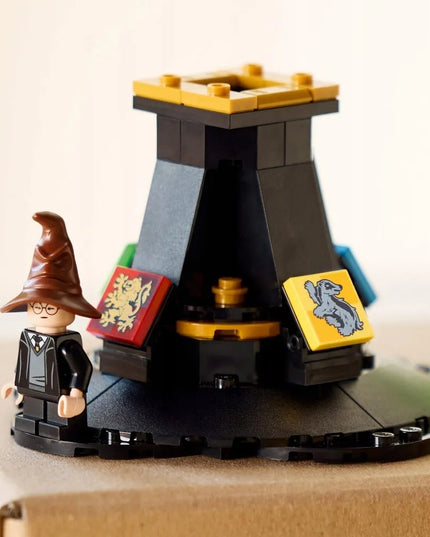 LEGO 76429 HARRY POTTER Kalbanti Paskirstymo kepurė
